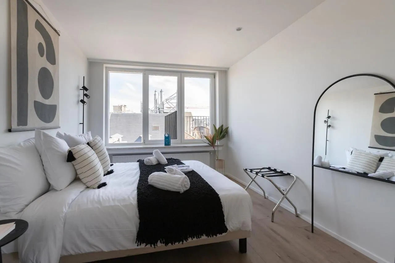 Sweett - De Brouckere Apartment Brussels