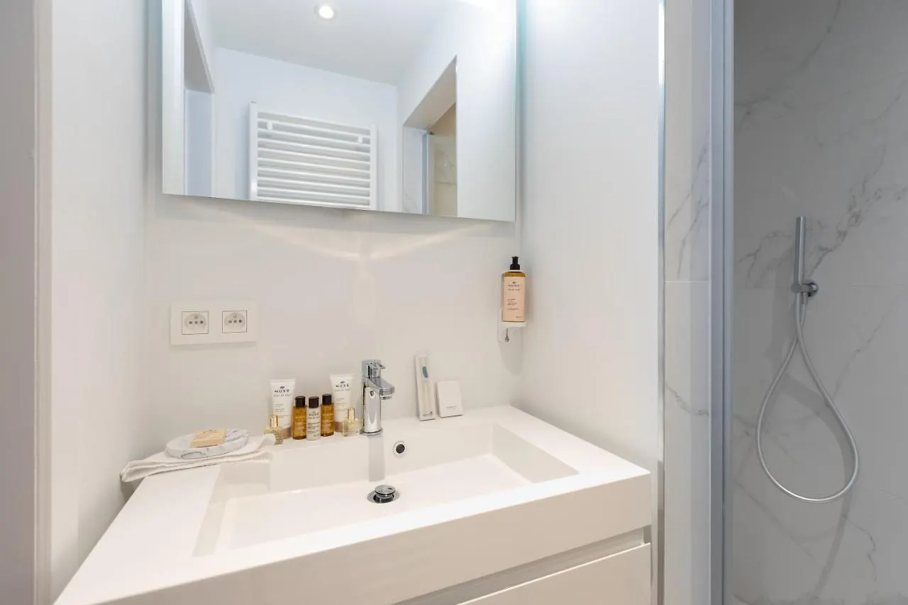 Sweett - De Brouckere Apartment Brussels
