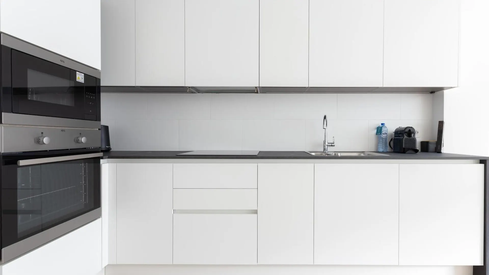 Sweett - De Brouckere Apartment Brussels Belgium